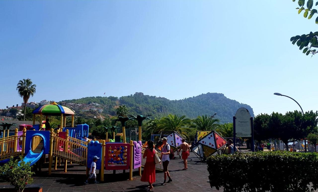 Granada City Alanya Luxury Appartment 800М От Пляжа Клеопатра 外观 照片